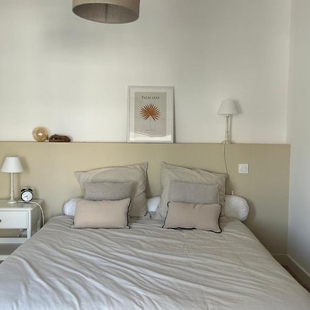 Appartement Pied Dans L'Eau - La Comtesse Saint-Quay-Portrieux Bagian luar foto