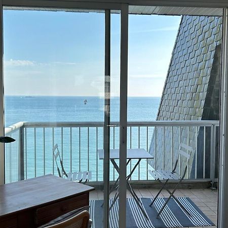 Appartement Pied Dans L'Eau - La Comtesse Saint-Quay-Portrieux Bagian luar foto