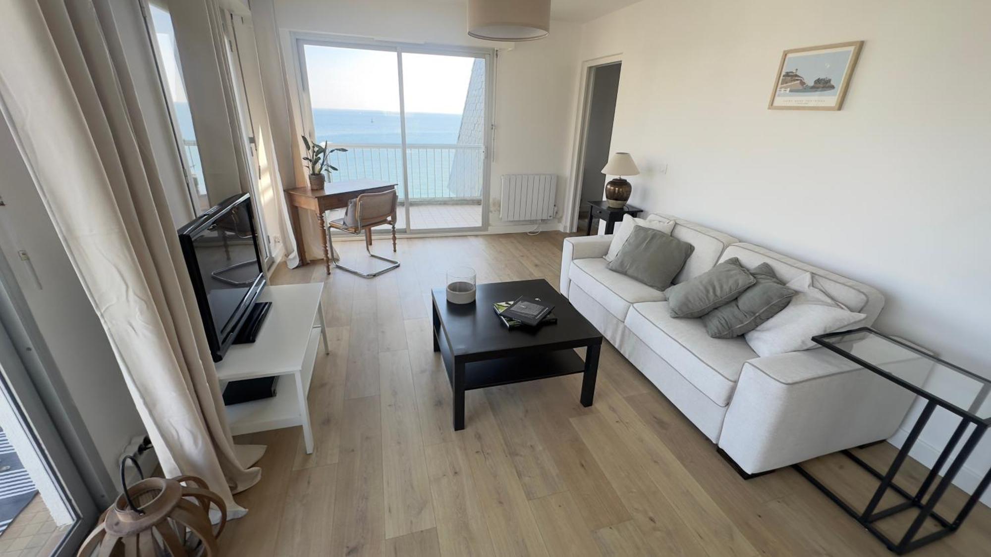 Appartement Pied Dans L'Eau - La Comtesse Saint-Quay-Portrieux Bagian luar foto